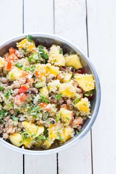 Quinoa salad with mango | insimoneskitchen.com Salad With Mango, Vegan Quinoa Salad, Salad With Feta, Mango Avocado, Vegan Quinoa, Mango Salad, Quinoa Salad, Chili Sauce, Vegan Dishes