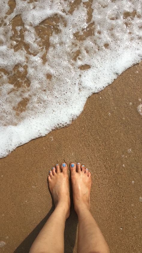 Beach therapy! #goa #travel Goa Astethic, Goa Picture Ideas For Women, Alibaug Aesthetic, Gokarna Photography, Goa Aesthetic Pictures, Goa Aesthetics, Khushi Core, Beach Photography Poses Women, Goa Photography Ideas