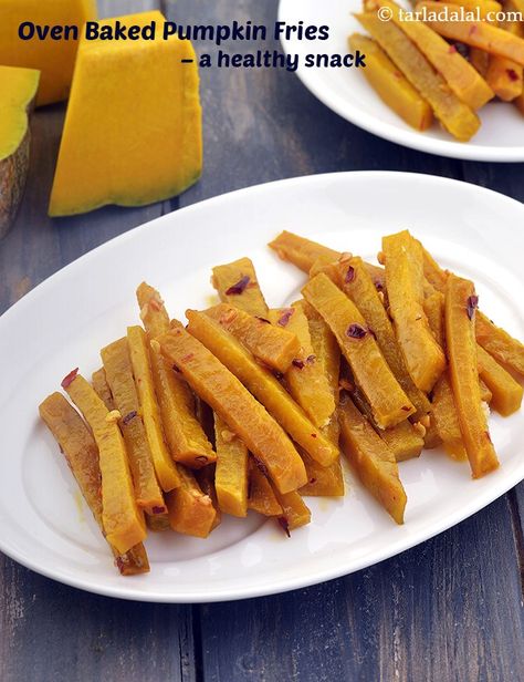 oven baked pumpkin fries recipe | how to make pumpkin fries | healthy | Pumpkin Fries, Finger Foods For Babies, Fries Healthy, Foods For Babies, Fingerfood Baby, Finger Foods For Kids, Toddler Finger Foods, Indian Lunch, Healthy Finger Foods