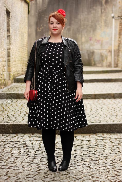 rockabilly??  I like it! Plus Size Summer Outfits Big Stomach, Plus Size Rockabilly, Fat Guy Fashion, Plus Size Summer Outfits, Rockabilly Outfits, Look Plus Size, Plus Size Outfit, Curvy Style, Look Rock