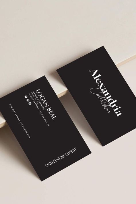 Clothing Brand Card Design, Business Card Design For Clothing, Clothing Brand Business Cards, Clothing Brand Business Card, Unusual Business Card, Cricut Clothing, Elegant Boutique, Boutique Business Cards, Modern Business Cards Design