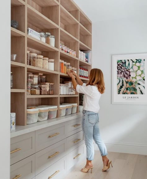 Ikea Pantry, Pantry Closet Design, Kitchen Butlers Pantry, Pantry Layout, Open Pantry, Modern Pantry, House Pantry, Pantry Inspiration, Pantry Organization Ideas