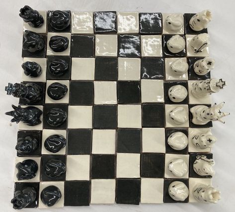 Clay Chess Board, Ceramic Chess Board, Clay Chess Set, Clay Chess, Painted Ceramic Plates, Ancient Egypt History, Black Clay, Try To Remember, Ceramics Ideas Pottery