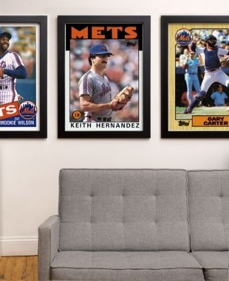 Need these if I ever have a Man Cave. Baseball Card Display Ideas, Baseball Card Display, Sports Card Display, Card Display Ideas, Hockey Man Cave, Sports Cards Display, Man Cave Basement Diy, Den Ideas, Man Cave Homes