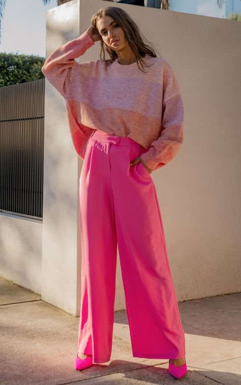 Work Outfits Women Black Pants, Pink Pants Outfit Work, High Waisted Trousers Outfit, Big Office, Pink Pants Outfit, Bright Blazer, Pants Outfit Work, Hot Pink Pants, Work Outfits Women Office