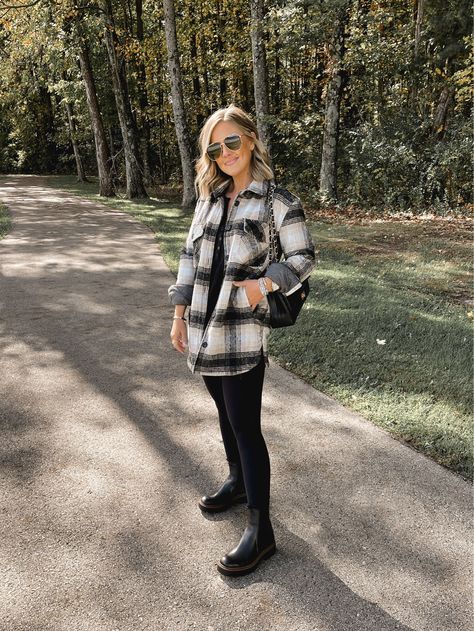 Bonfire Outfit, Shacket Outfit, Chelsea Boots Outfit, Thanksgiving Outfit Ideas, Cute Thanksgiving Outfits, What To Wear Fall, Estilo Indie, Thanksgiving Outfits, Outfits To Wear