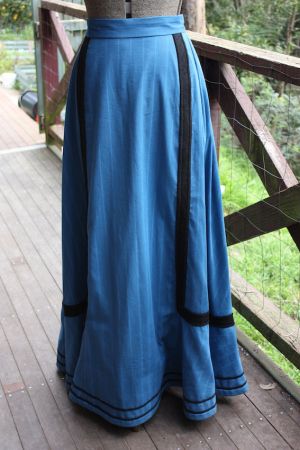 How to Make a Walking 1902s Skirt