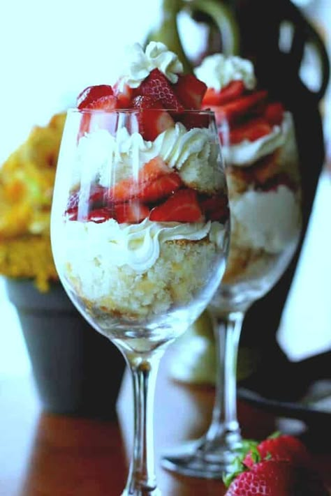 Strawberry Explosion Cheesecake Trifle Desserts Trifle Desserts Strawberry, Trifle Dessert Recipes, Strawberry Trifle, Cheesecake Trifle, Cream Cheese Desserts, Keto Pumpkin, Trifle Desserts, Dessert Glasses, Dessert In A Jar