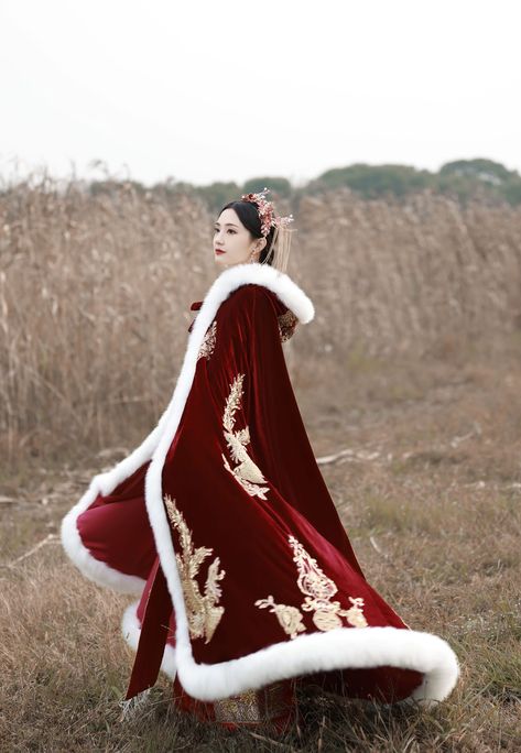 Winter Long Warm Bridal Wrap With Gold Embroidery Dark Red Wedding Cloak Velvet Cape For Bride - Wedding Jackets / Wrap - AliExpress Fae Stories, Adult Blankets, Princess Dress Red, Dark Red Wedding, Velvet Cloak, Chinese Princess Dress, Winter Cloak, Dress With Kimono, Wedding Jackets