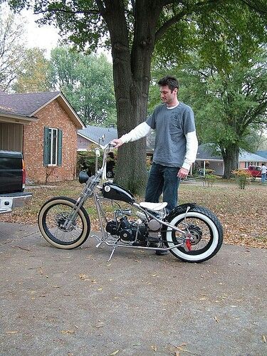 Bobber Motorcycle Diy, Mini Chopper Motorcycle, Bike Chopper, Mini Motorcycle, Custom Motorcycles Bobber, Powered Bicycle, Mini Chopper, Motor Mobil, Motorised Bike