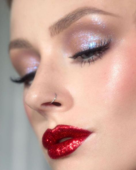 Katie Herron, Retro Makeup Looks, Ball Makeup, Retro Makeup, Smoky Eyes, Holiday Glam, Lips Shades, Doll Makeup, Full Face Makeup