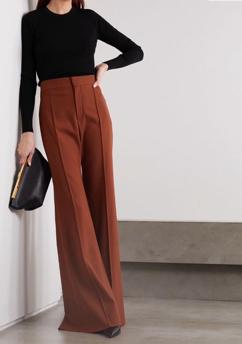 Rust Brown Trousers Outfit, Women’s Wide Leg Trousers Outfit, Brown Wide Leg Outfit, Rust Trousers Outfit Women, Wide Leg Pants Pointy Shoes, Brown Wide Leg Pants Outfit Work, Rust And Black Outfit, Brick Color Pants Outfits, Work Outfits Women Wide Leg Pants