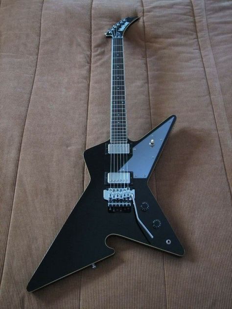 Washburn Culprit Washburn Guitars, Metal Guitars, Dean Guitars, Jackson Guitars, Electric Guitar Design, Guitar Obsession, Cool Electric Guitars, Stringed Instruments, Musica Rock