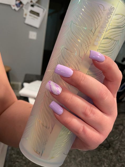 Marble Spring Nails, Purple Spring Nails Acrylic, Light Purple Marble Nails, Purple Easter Nails, Lilac Marble Nails, Lilac Spring Nails, Lavender Nails Short, Spring Marble Nails, Spring Nails Lavender