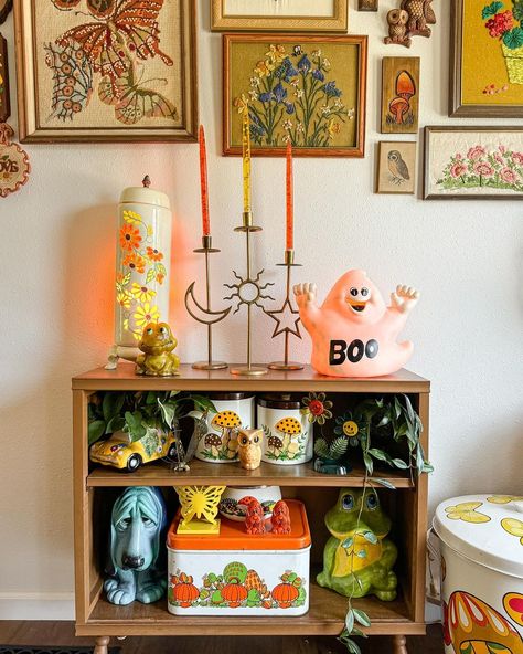 Megan Abert | Midwest Vintage Curator | ✨What it looks like when you blend aesthetics✨ #vintage #mcm #eclectic #vintagestyle #homedecor #celestial #90svintage #70svintage #aesthetic | Instagram Mcm Witchy Decor, Mid Mod 70s Eclectic Boho, Maximalist Decor Cottagecore, Maximalist Bookshelf Aesthetic, Shelf Decor Maximalist, Whimsical Eclectic Decor, Mcm Eclectic, Maximalist Room Decor, Maximalist Room