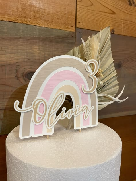 Boho Rainbow Cake Topper, Boho Rainbow Cake, Pampas Grass Arrangement, Rainbow Topper, Arco Iris Boho, Boho Rainbow Birthday, Bake Sale Packaging, Rainbow Cake Topper, Boho Cake