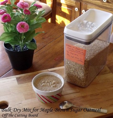 Bulk Mixes, Homemade Instant Oatmeal, Maple Brown Sugar Oatmeal, Instant Oatmeal Packets, Homemade Ingredients, Apple Brown Sugar, Diy Oatmeal, Healthy Oats, Brown Sugar Oatmeal