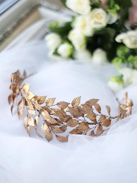 Leaf crown Rose gold headpiece Wedding headpiece rose gold Wedding crown leaf Bridal Tiara Leaf Headpiece Wedding hair accessories Fantasy Wedding Crown With Structured Shape, Regal Gold Wedding Crown, Gold Fantasy Crown Headpiece, Gold Structured Crown Fantasy Headpiece, Rose Gold Wedding Headpiece, Gold Leaf Tiara Wedding, Gold Wedding Hair Piece, Leaf Hair Piece, Rose Gold Headpiece