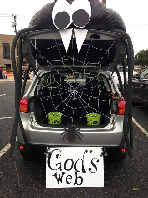 Trunk or treat! Church Trunk, Halloween Car Decorations, Church Halloween, Futurist Architecture, Trunk Or Treat Ideas, Harvest Party, Treat Ideas, Spider Webs, Kid Friendly Trips