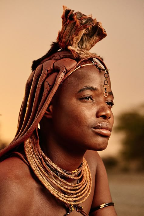 Himba tribe on Behance Himba Girl, Himba Tribe, Himba People, Women In Africa, Tupac Pictures, Skin Paint, African People, Stunning Eyes, Braided Hair