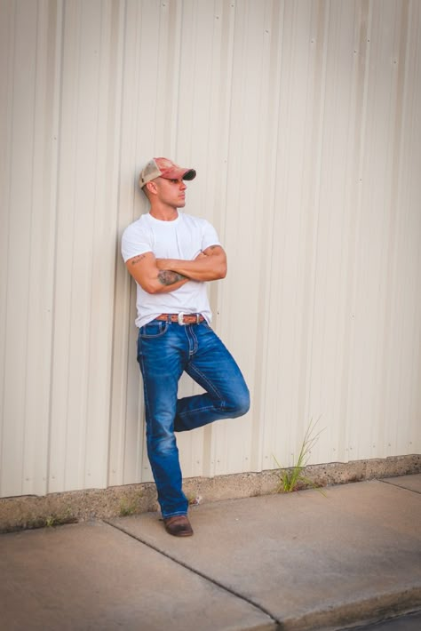 Simple Cowboy Outfit Men, Mens Outfits Country Casual, Men’s Country Concert Summer Outfit, Guy Country Concert Outfit, Country Concert Outfit Men, Men’s Outdoor Country Concert Outfit, Country Style Outfits Mens, Men’s Outfit With Cowboy Boots, Tyler Outfit