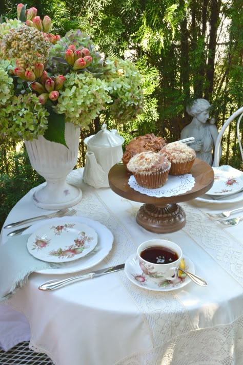 Tea In The Garden, Enchanting Garden, Autumn Flowers, Gardens, Afternoon Tea, Vintage China, Hydrangeas, Fall Tablescape, Garden Tea Party, Romantic Gardens, Fall Season Tea Party Aesthetic, Autumn Tea Party, Shop Business Ideas, Tea In The Garden, Desain Pantry, Birthday Tea Party, Autumn Tea, Afternoon Tea Party, Garden Tea Party