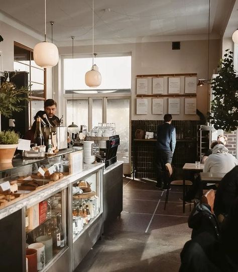 Nomo Malmö Guide - Bakeries, Cafés & Coffee Shops Malmo Sweden Winter, Sweden Malmo, Stockholm Cafe Coffee Shop, Coffee Collective Copenhagen, Cafes In Copenhagen, Bagel Bakery, Donut Flavors, Corner Cafe, Making Sourdough Bread