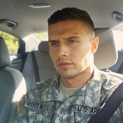 Dan Rockwell, Military Haircuts Men, Old Man Pictures, Military Haircut, Handsome Men Quotes, Hot Army Men, Army Pics, New Photo Download, Army Men