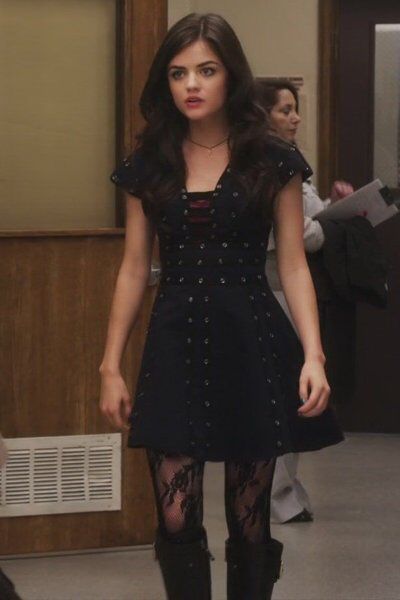 Aria Montgomery Style, Aria Style, Pretty Little Liars Aria, Pretty Little Liars Outfits, Pll Outfits, Pll Fashion, Pretty Little Liars Fashion, Aria Montgomery, Tv Show Outfits