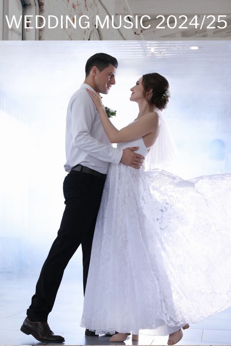 Planning your 2024 wedding and struggling to choose the perfect songs? Look no further! We've compiled an extensive list of 90 amazing tracks that are sure to make your ceremony and reception unforgettable. Whether you're into romantic ballads or upbeat pop hits, there’s something for every couple on this list! 🎶 Upbeat Wedding Songs, Top Wedding Songs, First Dance Wedding Songs, Wedding Ceremony Music, Pop Hits, Ceremony Music, 2024 Wedding, Wedding Music, Wedding Songs