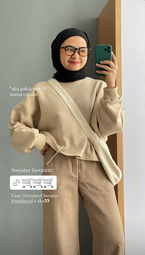 Ootd Baju Cream Hijab, Outfit Hijab Sweater, Earth Tone Ootd, Umroh Outfit, Brown Hijab, Ootd Sweater, Street Hijab, Muslimah Fashion Casual, Outfit Hijab Casual