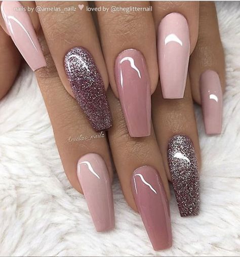 Emerald Nails, Coffin Nails Long, Ballerina Nails, Trim Nails, Nail Designs Glitter, Pink Acrylic Nails, Acrylic Nails Coffin, Coffin Nails Designs, Accent Nails