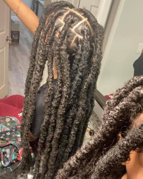 Faux Wicks, Thick Soft Locs, Thick Faux Locs, Wick Dreads, Curl Locs, Thick Locs, Summer Blonde Hair, Twa Hairstyles, Soft Locs