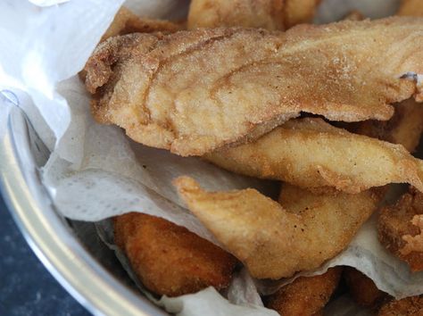 8.17.14 -Maryland promotes harvesting invasive fish for consumption Carp Recipes, Southwest Egg Rolls, Avocado Dip Recipe, Forks And Knives, Amsterdam Food, Food Issues, Avocado Dip, Wipe Out, Mississippi River