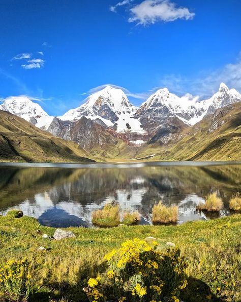 Laguna Carhuacocha, turismo Perú, lugares peruanos, Perú North And South America, South America, Peru, Natural Landmarks, Collage, Travel, Pins, Nature