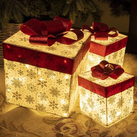 Diy Christmas Lighted Gift Boxes, Light Up Christmas Presents, Lighted Christmas Boxes, Light Up Presents, Christmas Present Boxes, Warm White Lights, Christmas Boxes, Easter Presents, Christmas Light Displays