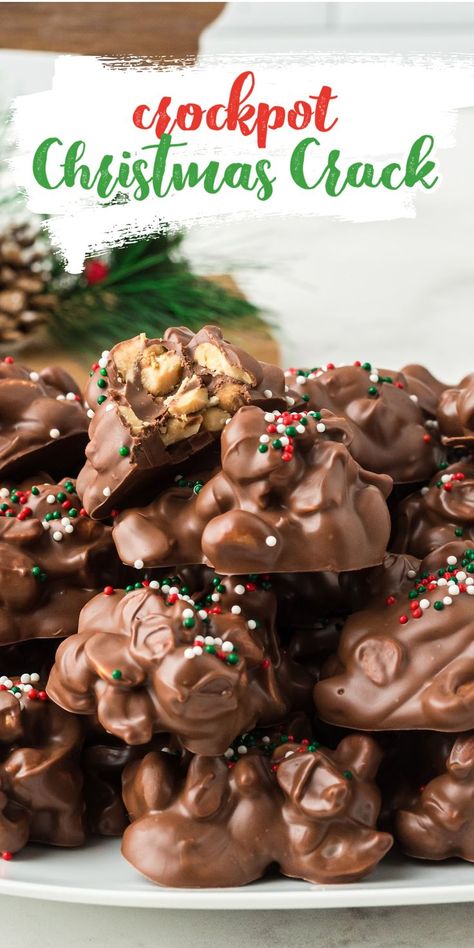 chocolate peanut candy clusters with sprinkles Crockpot Christmas Candy, Chocolate Christmas Candy, Crockpot Candy Recipes, Slow Cooker Christmas, Crockpot Christmas, Christmas Candy Easy, Easy Christmas Candy Recipes, Crockpot Candy, Easy Christmas Treats