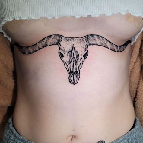 Sternum Cow Skull Tattoo, Underbreast Tattoo Traditional, Cap Shoulder Tattoo, Bull Skull Tattoo Women Chest, Traditional Longhorn Tattoo, American Traditional Longhorn Tattoo, Long Horn Skull Tattoo For Women, Western Stomach Tattoos, Cow Horn Tattoo