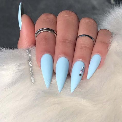 Ongles Baby Blue, Nails And Rings, Stiletto Nail Designs, Blue Stiletto Nails, Stilleto Nails Designs, Baby Blue Nails, Stiletto Nail Art, Long Nail Designs, Stiletto Nails Designs