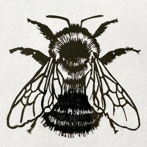 Pressed between two pieces of glass, this original bumble bee linoleum print floats, allowing light to shine through the frame and beauty to shine in your home. Insect Lino Print, Beehive Linocut, Bee Lino Print, Space Linocut, Lino Art Ideas, Linocut Prints Ideas Simple, Linoleum Print Ideas, Bee Linocut, Lino Print Ideas