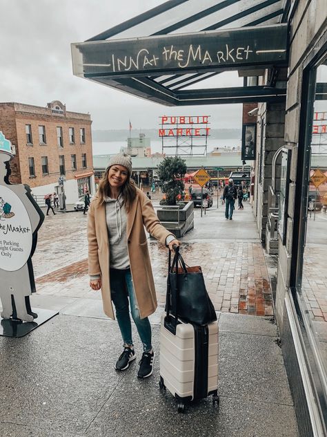 Outfit Inspo For Seattle, Outfits For Seattle Winter, Seattle Trip Outfit, Seattle Washington Outfits, Seattle Fall Outfits, Seattle Outfits Summer, Seattle Aesthetic Outfit, Seattle Street Fashion, Girlypop Aesthetic