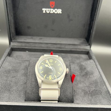 ~ SOLD ⛔️ ~ ~ Tudor Ranger ~ Ref: 79950 ~ Size: 39mm ~ Year of production: 2022 ~ Full Set with extra strap ~ Condition: Like NEW Retail Price: 12,400 Qr ~ Watchplan Price: … Qr 🇶🇦 ~ ~This account isn’t associated with any brand, trademarks or copyrights and all pieces are genuine, authentic and in preowned condition ~ . #tudorblackbay #tudorjuiblee #tudorboutique #watchplan #tudorwatch #tudorhouse #tudorranger #tudorrangerwatch #watchplan Tudor Ranger, Tudor Watch, Tudor Black Bay, Tudor House, Full Set, Like New, Boutique, Quick Saves