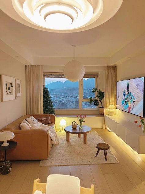 Warm Decor Living Room, Korean Apartment Interior Small Spaces, Korean Home Aesthetic, Korean Living Room, Korean Interior, Seoul Apartment, Korean Interior Design, Korean Apartment Interior, Korean Apartment