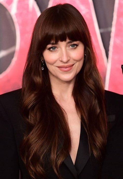 Dakota Johnson Makeup, Shades Of Grey Hair, My Celebrity Look Alike, Madame Web, Dakota Jhonson, Dakota Mayi Johnson, Dakota Johnson Style, Love Is In The Hair, Trending Hair