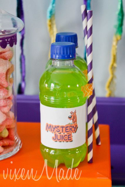 Drinks at a Scooby Doo Party #scoobydoo #partydrinks Scooby Doo Birthday Party Ideas Food, Scooby Doo Halloween Party, Sleepover Themes, Scooby Doo Theme, Scooby Birthday, Scooby Doo Birthday Party Ideas, Scooby Doo Cake, Scooby Doo Party, Scooby Doo Birthday Party