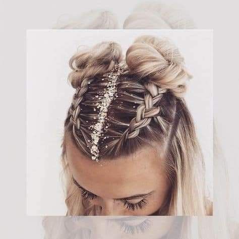 Two Buns Hairstyle, Unique Braided Hairstyles, Smart Hairstyles, Red Fall Hair, Concert Hairstyles, Dutch Braid Hairstyles, Hairstyles Bridesmaid, Shoulder Hair, Red Fall