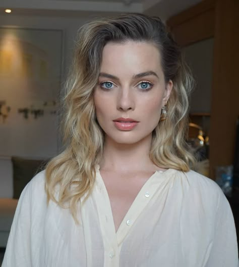 Margot Robbie Makeup, Margot Robbie Hair, The Wolf Of Wall Street, Jane Porter, Essence Makeup, Summer Makeup Looks, Red Carpets, Margot Robbie, Tarzan