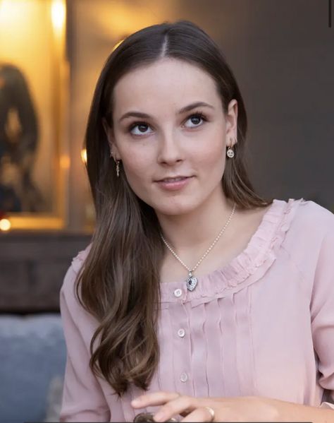 Queen Maxima and Royal Ladies on Twitter: "On January 21, Princess Ingrid Alexandra celebrates her 18th birthday and thus comes of age.… " Princess Ingrid Alexandra Of Norway, 21 Nails, Princess Ingrid Alexandra, New My Royals, Royal Family Of Greece, Norwegian Royalty, Birthday 21, Ingrid Alexandra, Princess Alexandra