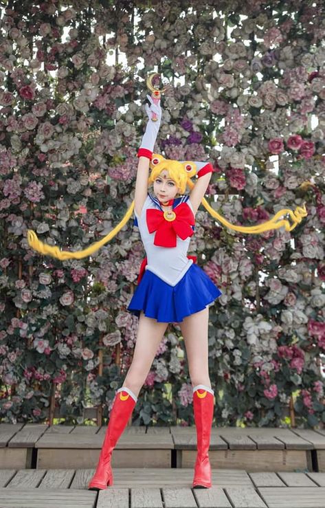 In the Name of the Moon- Sailor Scouts Cosplays - Bell of Lost Souls Anime Festival, Sailor Moon Costume, Moon Costume, Sailor Moon Cosplay, Lost Souls, Idee Cosplay, Kawaii Cosplay, Cosplay Characters, Amazing Cosplay