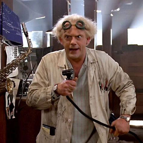 Doc Back To The Future Costume, Doc Brown Back To The Future, Back To The Future Family Costume, Doc Brown Costume, Back To The Future Doc, 80's Movies, Future Costume, White Lab Coat, Doc Brown